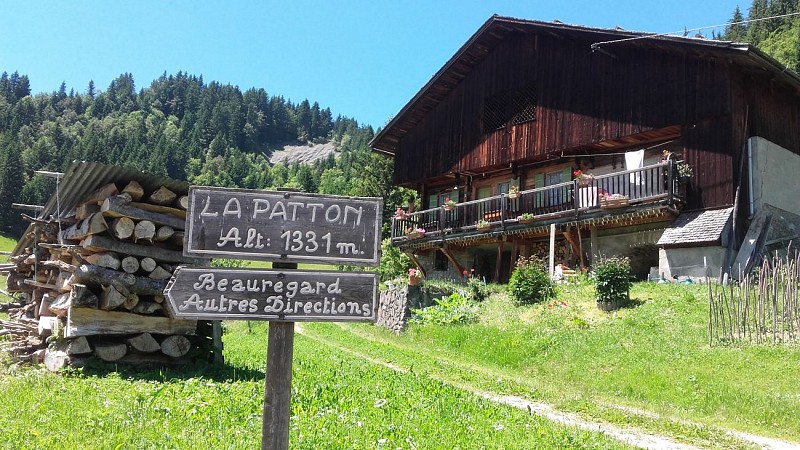 Pointe de Beauregard, via La Clusaz_La Clusaz