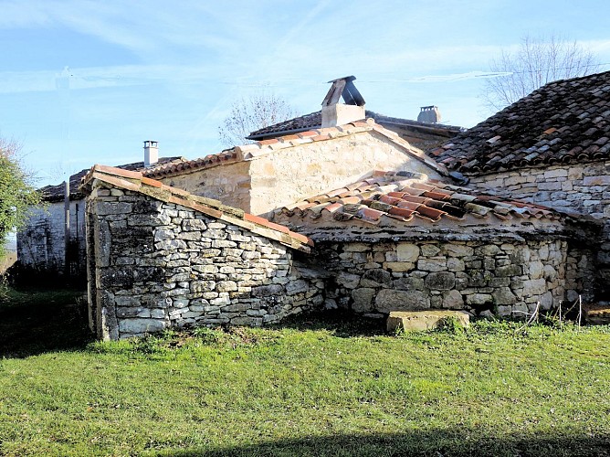 Puits et four à pain Montpalach