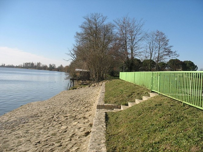 Copie de Port du Petit Chartron Crédit OT Fronsadais