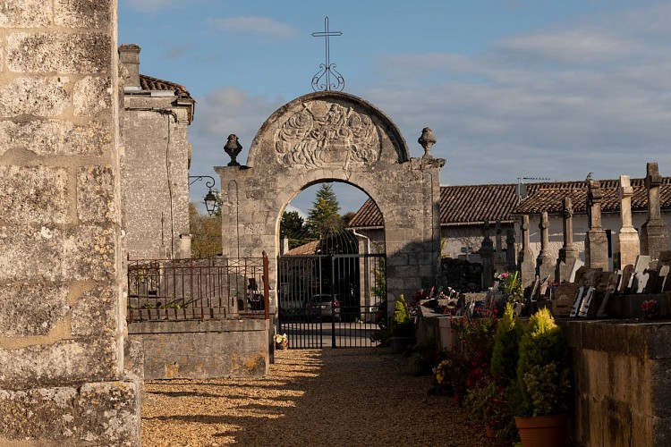 Le Cimetière Crédit PHRED