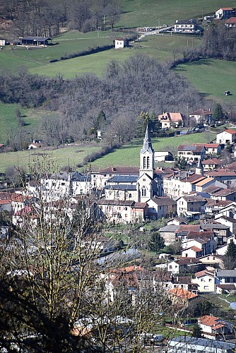 Vue sur le village de Livinhac-Le-Haut