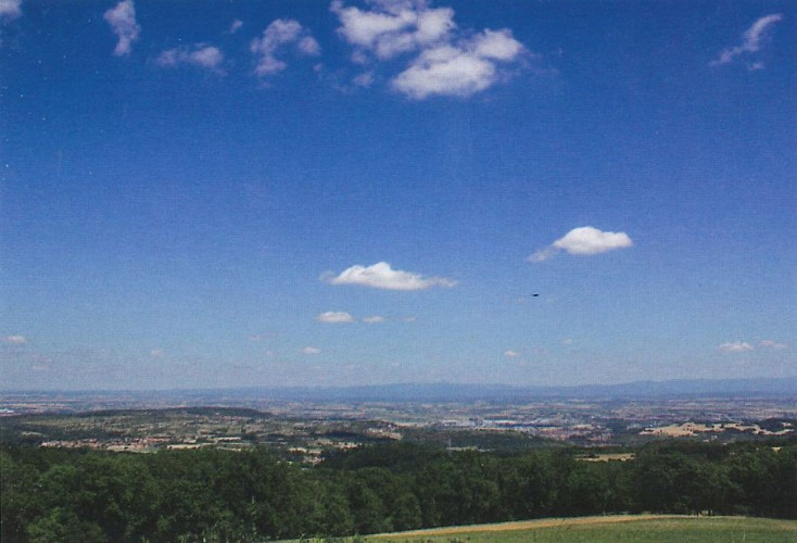 Panorama sur la plaine de la Limagne depuis La Salesse