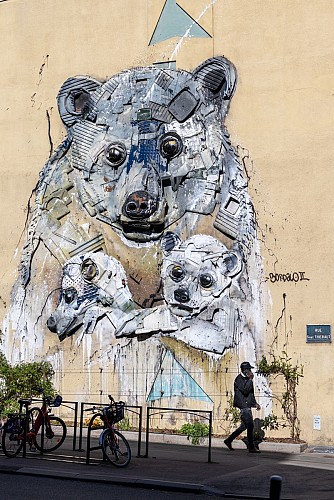 Bordalo II - Les trois ours polaires