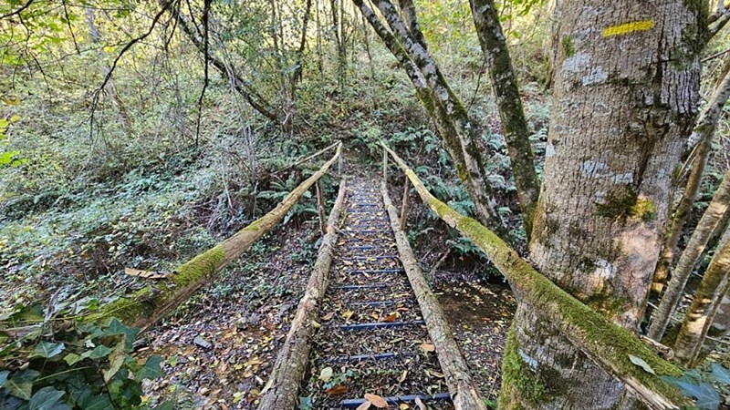 Sentier de Yole à Yot
