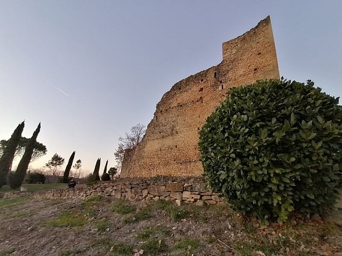 N°19 Noir: De la forêt de Cardeilhac au château de St-Marcet par les coteaux
