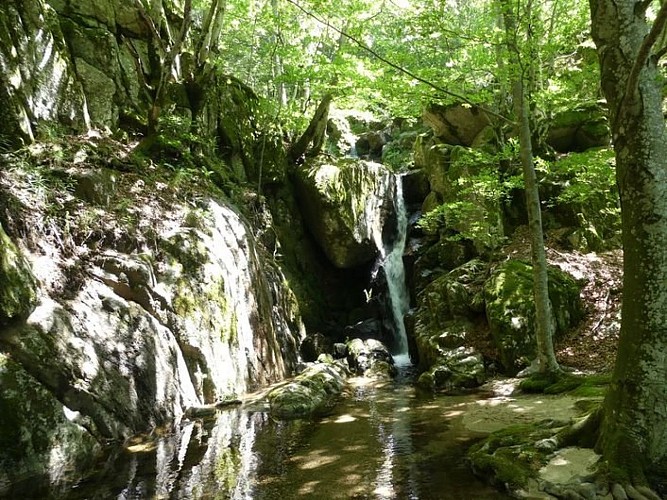 Le ruisseau de Souls et ses cascades