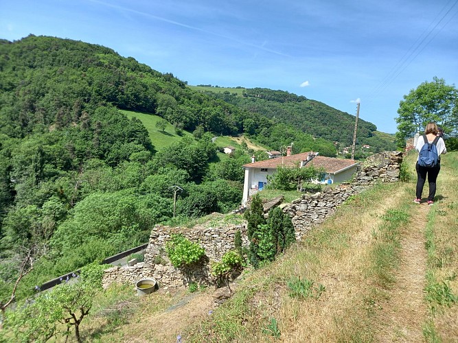 Sentier découverte de l'Aqueduc romain de la Brévenne_Montromant