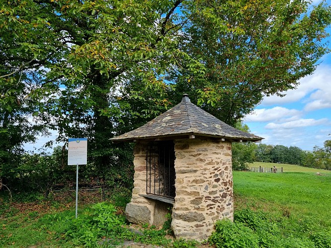 Puit village de Chareille - Perpezac © L Léonard (1)