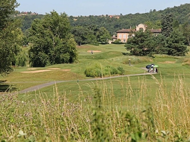 A quelques foulées du centre-ville, ce parcours offre de nombreux points de vue sur le Tarn ou la cathédrale Ste-Cécile.