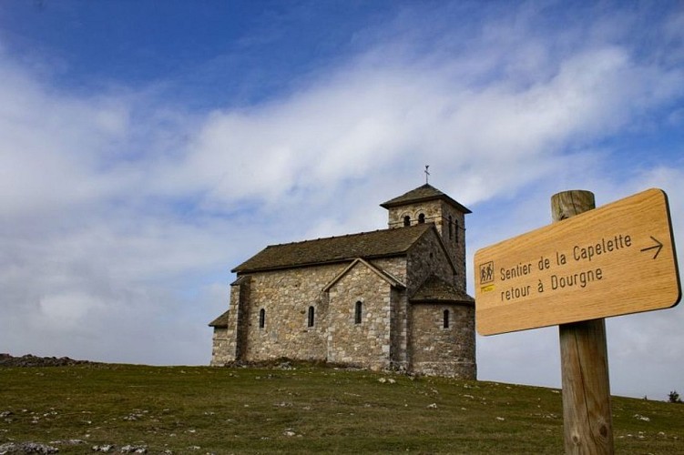 Vue sur La Capelette de Saint-Ferréol