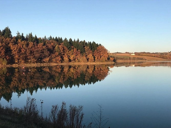 lac de Belcastel