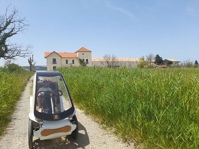 Vélo Narbonne-Plage - le Gd castelou
