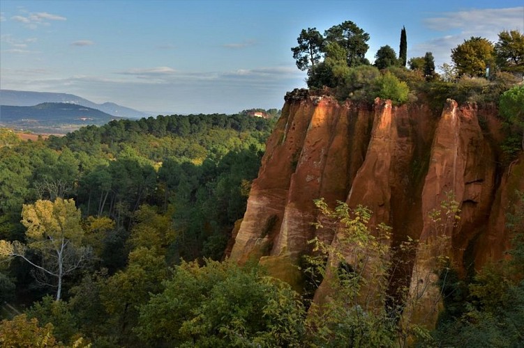 Falaise d'ocre à Roussillon