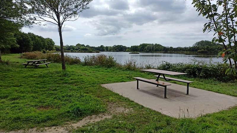 vue-table-pmr-et-plan-d-eau-01-07-24-9479_3