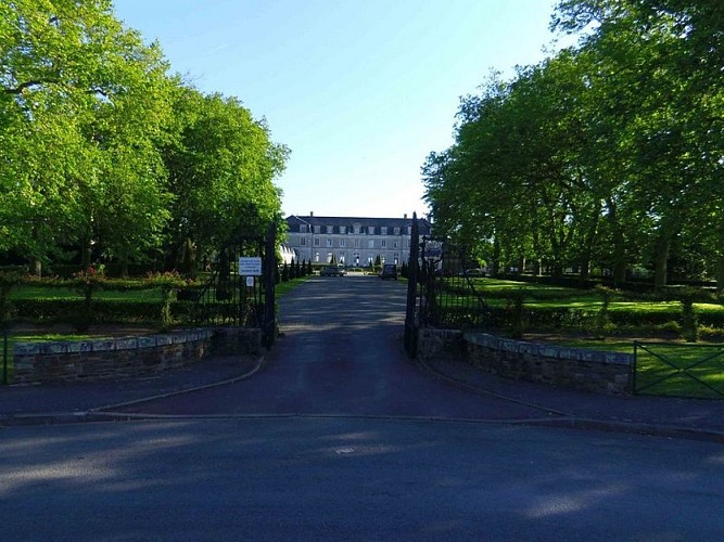 CHATEAU_AUX_LAMONTAGNE