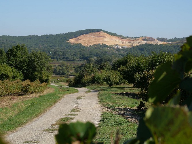 El bucle de Garrigue_Saint-Quentin-la-Poterie