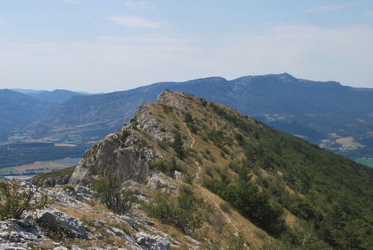 Percorso escursionistico "Le Tour de la Montagne de Saint Genis"