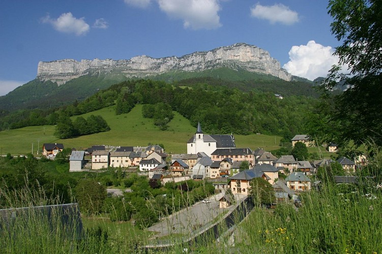 GR®9 en Chartreuse – Du lac d’Aiguebelette aux reliefs de Chartreuse_Lépin-le-Lac