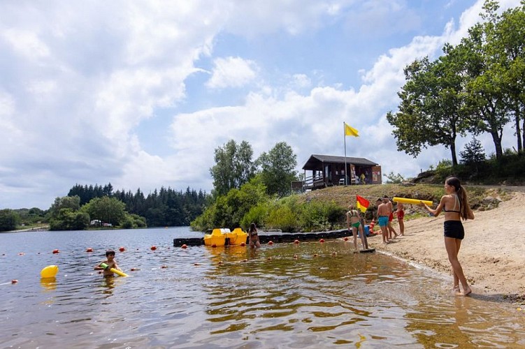 Le tour du Lac des Galens - travaux en cours soyez prudent juillet 2026