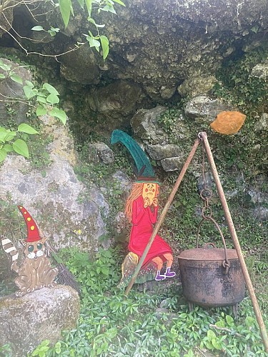 La cousine de Brin d'Malice a oublié sa potion...