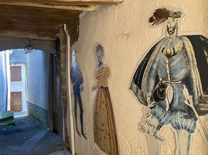 Galerie de portait dans le passage des consuls