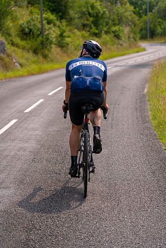 Balade à vélo en Vallée de la Dordogne avec la Bicicleta Ravito