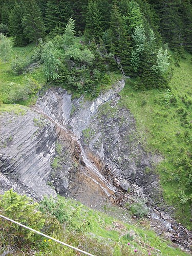 sentier pédestre : Véran depuis Besseray