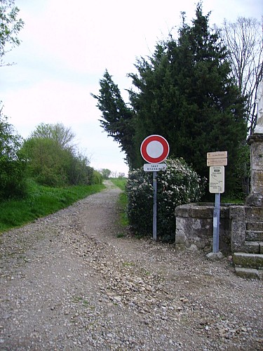 Hike: La Voie Romaine - Lavaur - Puylaurens - Pays de Cocagne - Tarn