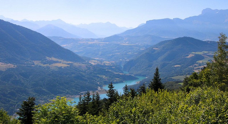 Le lac et le Dévoluy