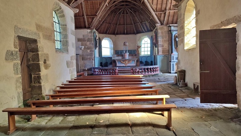Intérieur d'une chapelle | Bulat-Pestivien
