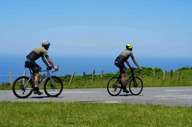 Lizarrieta - Ibardin en vélo de route au départ de Joe Bike Anglet