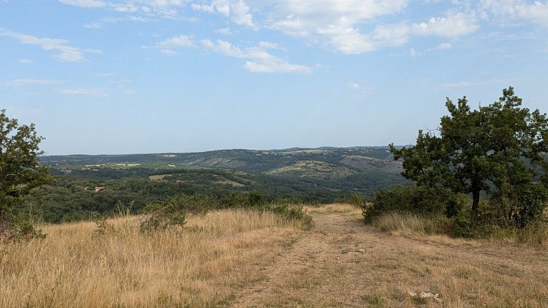 Panorama de la vallée de l'Aveyron