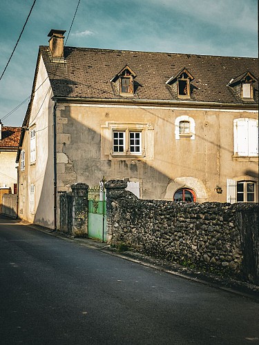 2023 Mars Arros de Nay paysage patrimoine printemps Marie Lequesne ©OTCPN (8)