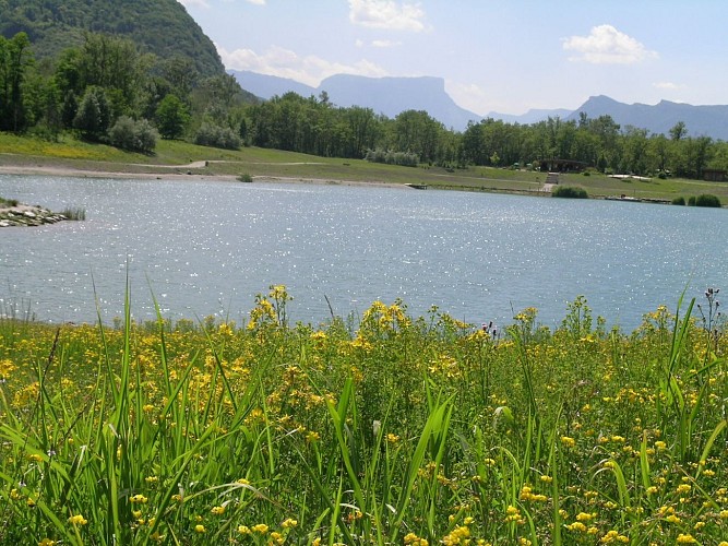 Easy-going walk: Barouchat lake