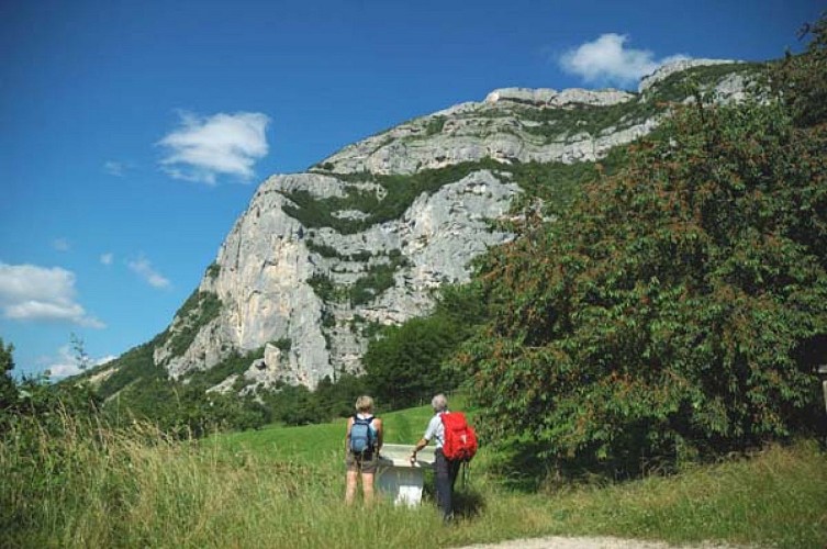 Grotte d'Orjobet geological trail