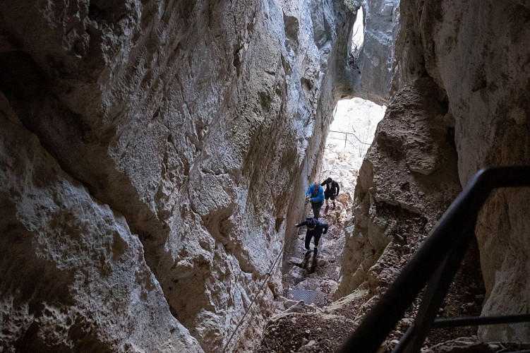 Geologisch wandelpad van de grot van Orjobet