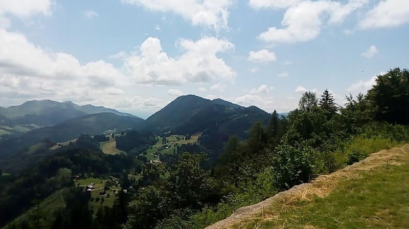 "Les Crêtes d'Hermone" Hike