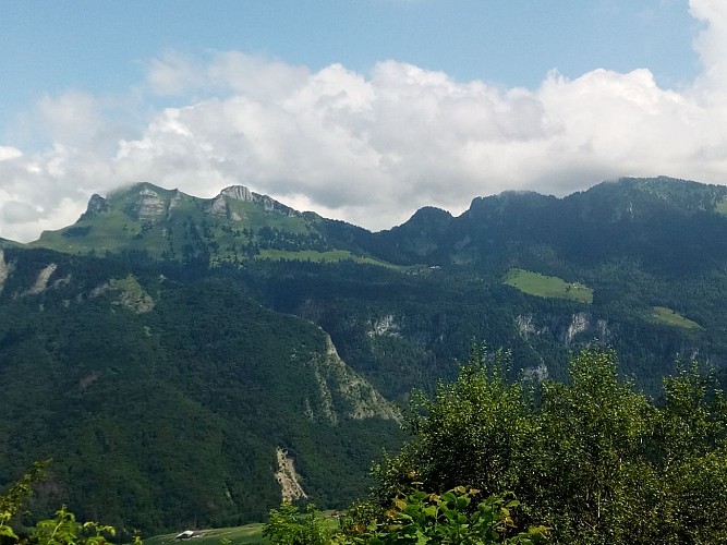 "Les Crêtes d'Hermone" Hike