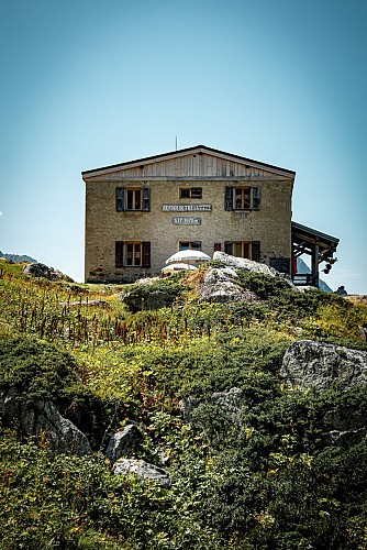 Tré la Tête Mountain Refuge hike_Les Contamines-Montjoie