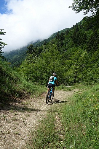 Aillons Margériaz MTB tour - Lac de la Thuile