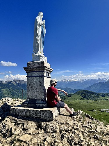 Sentier de randonnée - La pointe de Miribel_Bogève