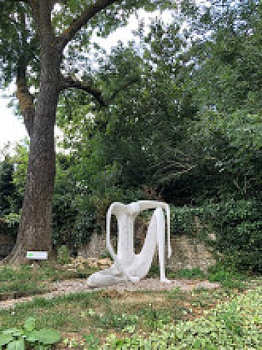Découverte des sculptures de Serge Saint