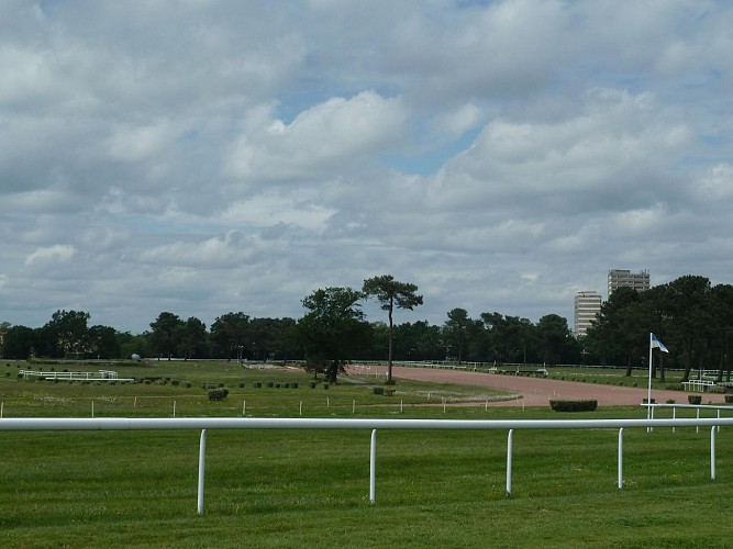 Hippodrome2