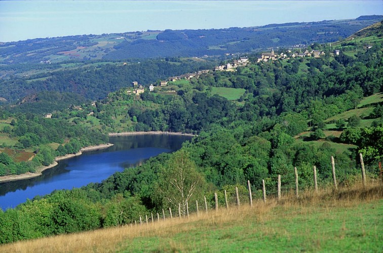 Panorama sur le lac de Castelnau-Lassouts-Lous