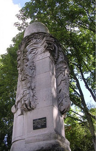 La colonne commémorative de la bataille de Buzenval 19 janvier 1871
