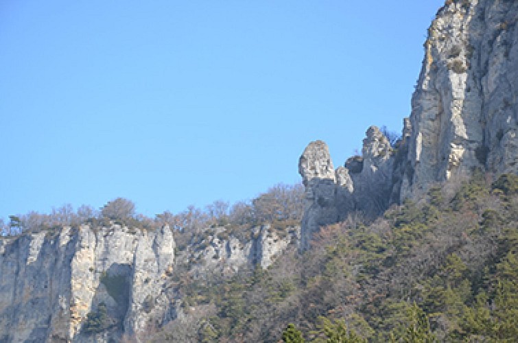 Rocher de St Supière et plateau du Savel à Gigors-et-Lozeron 