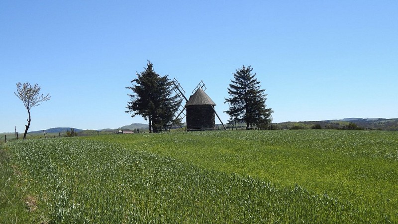 Moulin à tous vents