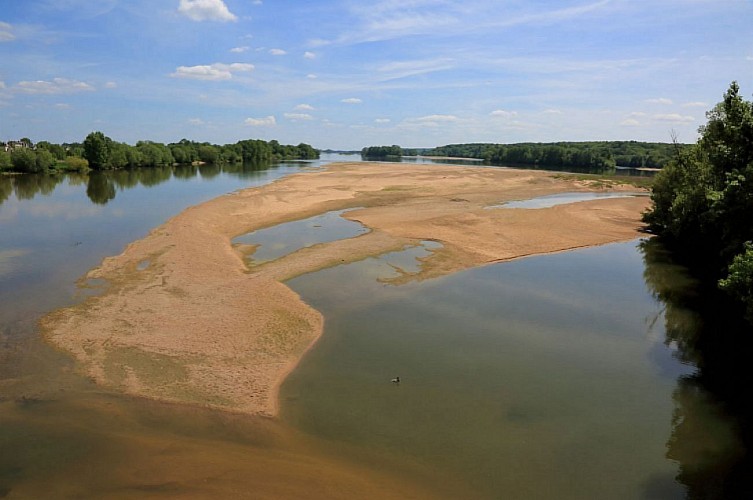 De SAUMUR aux ROSIERS-SUR-LOIRE en 2 jours