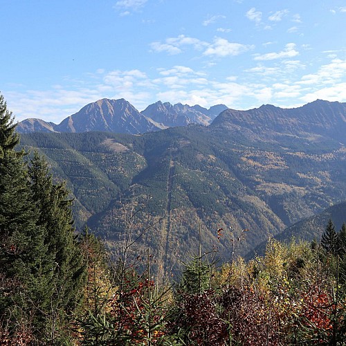 depuis le carrefour du jeu de Paume, vue surle massif de Belledonne
