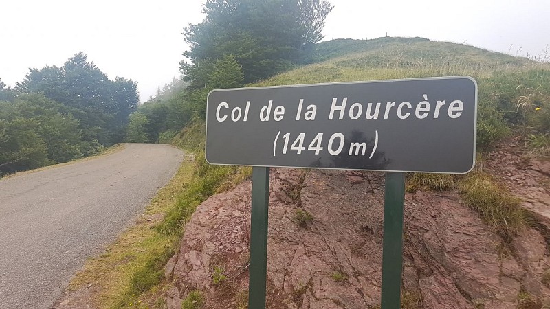 Route-des-Cols-21-Ascension-Col-de-la-Hourcere-2